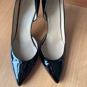 Gucci black patent leather heels